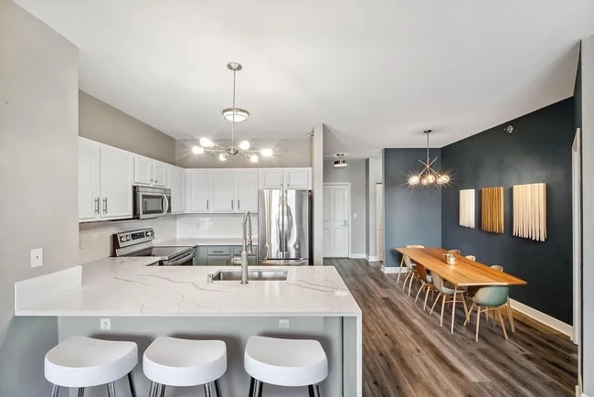 Photo - 4110 S Lake Dr Unit 233