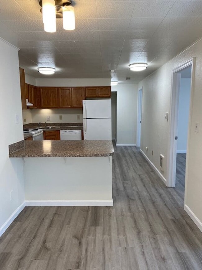 Photo - Davisson Tri-Plex Unidad 10806 Davisson Road SW