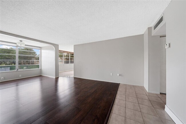 Photo - 9491 Evergreen Pl Unit 207