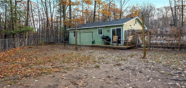 Photo - Woodsy Retreat in Lake Ann