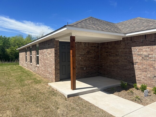 Photo - 1015 Ichabod Cir