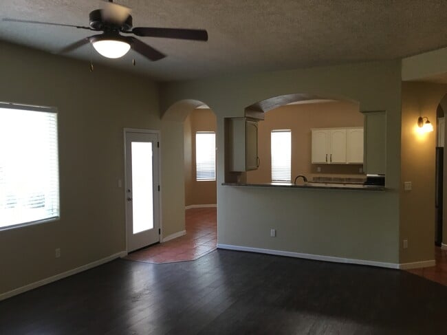 Photo - 2044 Coba Rd SE