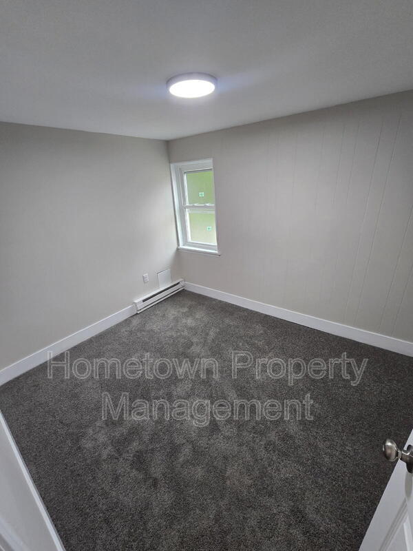 Photo - 428 W Main St