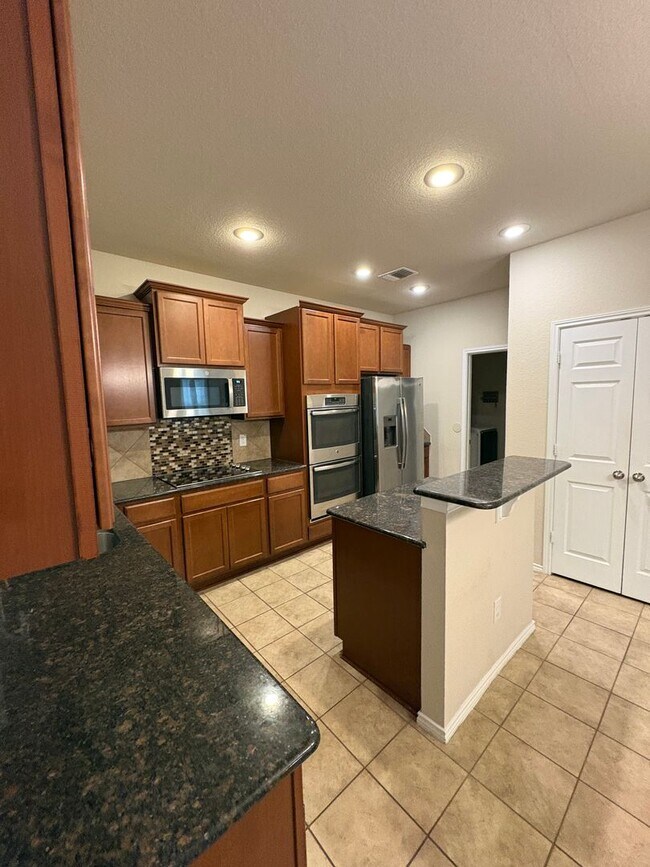 Photo - 4 bedroom home located in Yowell Ranch