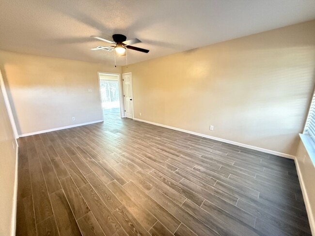 Photo - 1905 Wilshire Dr