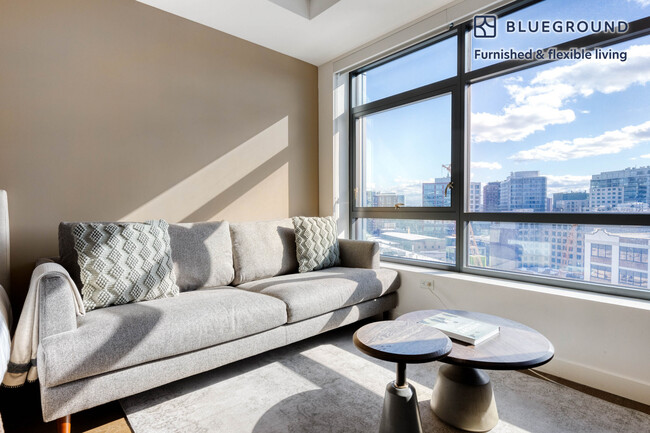 Building Photo - 771 Beacon St Rental