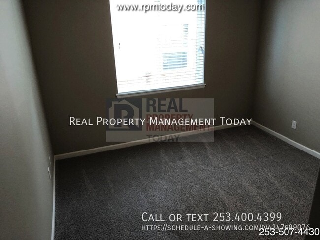 Photo - 5310 25th St NE