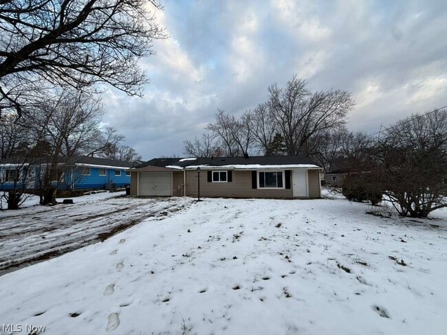 Photo - 4095 Sleepy Hollow Rd