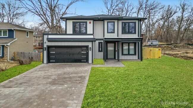 148 Oak St