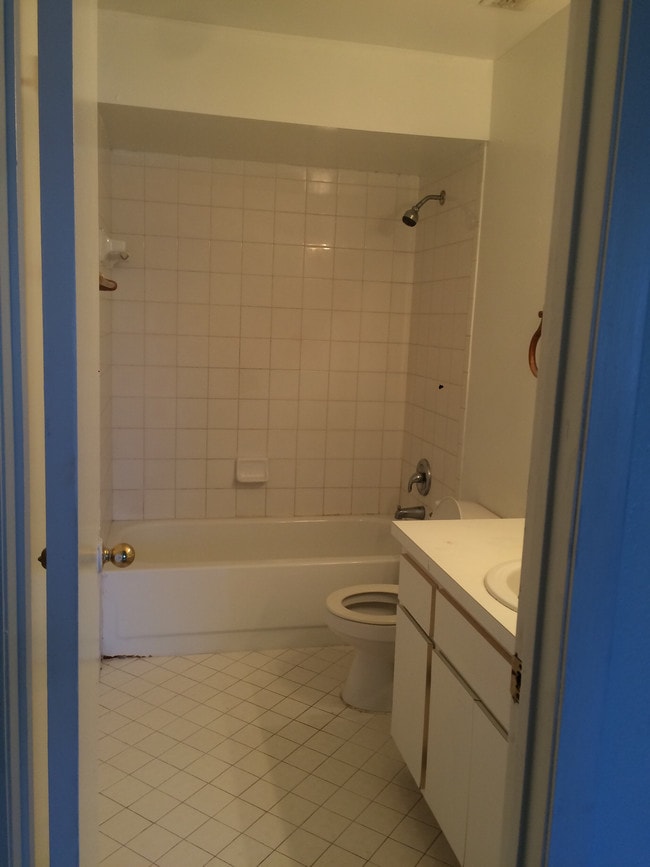 Photo - 5213 Via Hacienda Cir