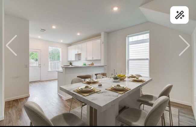 Building Photo - 5522 Broad Spruce St