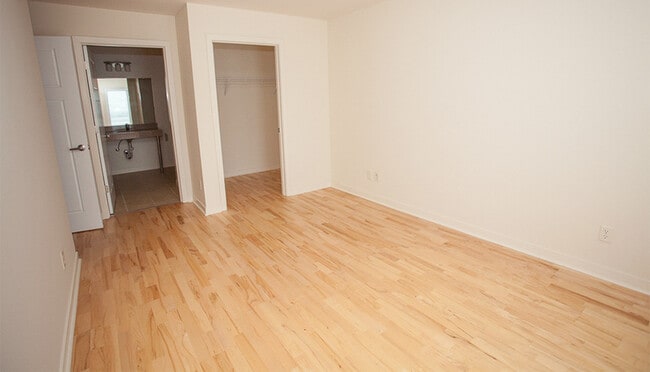 Photo - 242 E Water St Unit 106