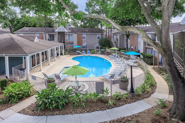 Riveraine Apartments - Riveraine Apartments