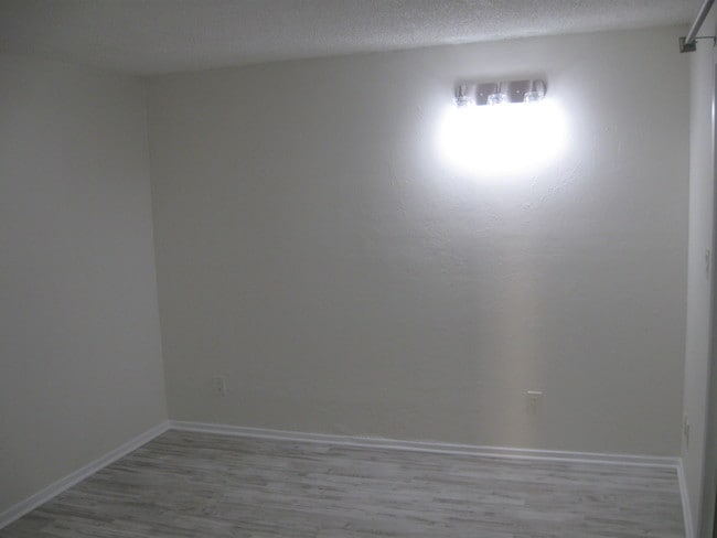 Photo - 2008 Manhattan Beach Blvd Unit C