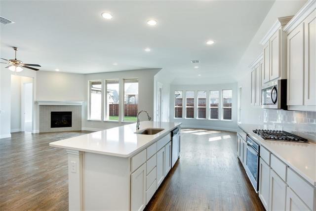 Photo - 4422 Juniper Ln