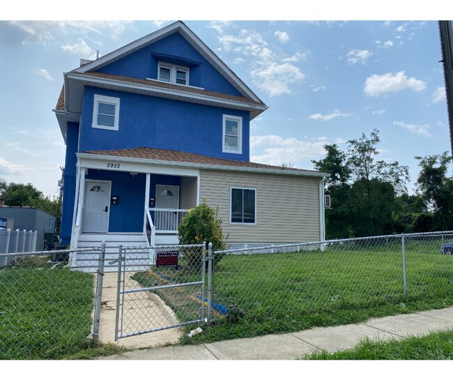 Building Photo - 2933 Presstman St Unit 1E Available $650 1E