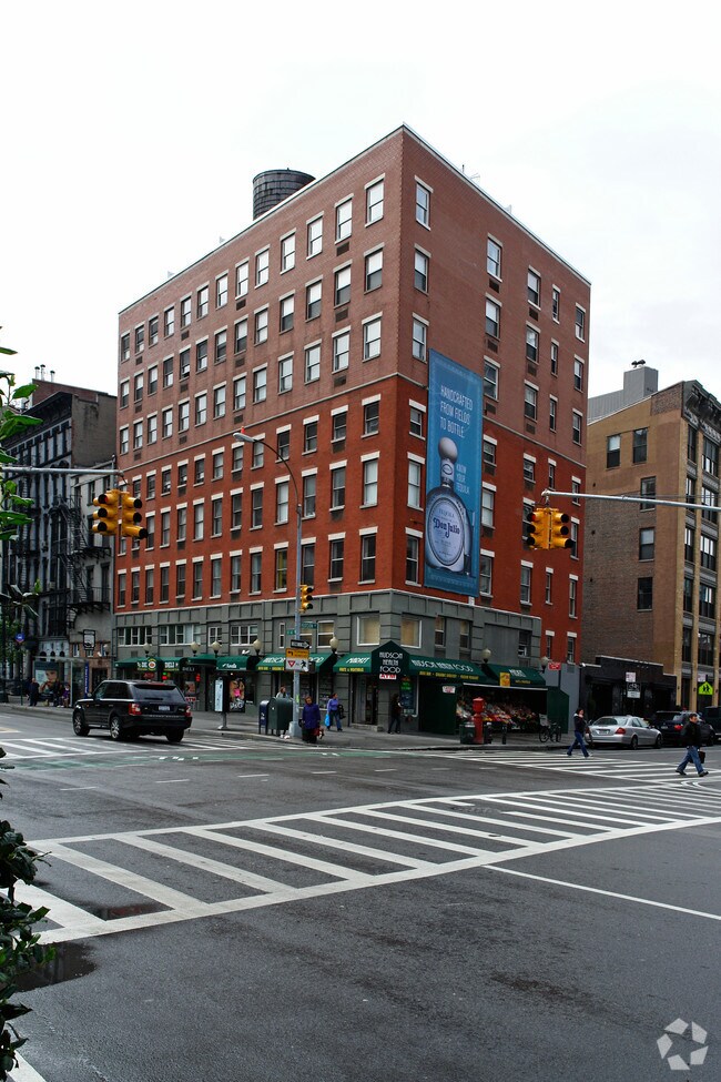 Photo - Village Pointe Condominiums