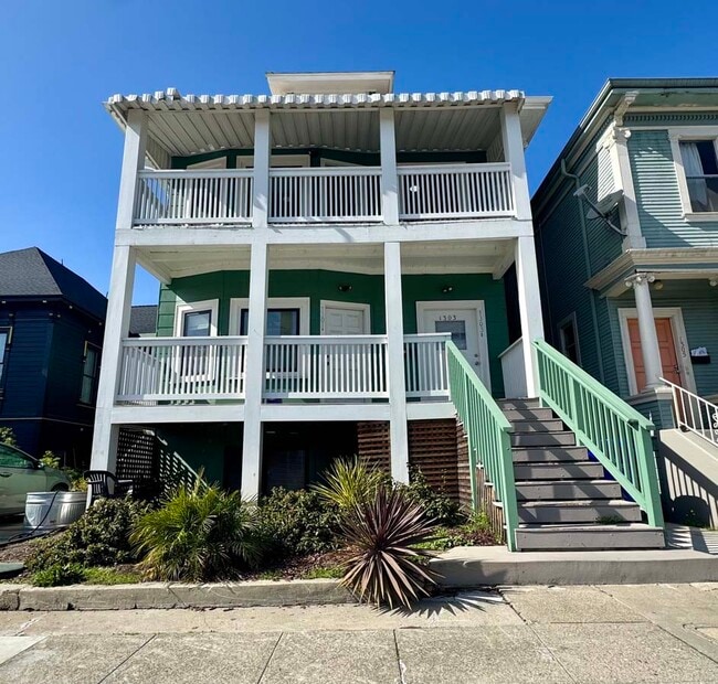 Building Photo - 1303 Adeline St Unit 1303