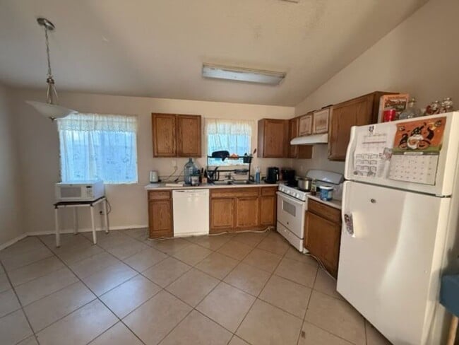 Photo - 4 bed 2 bath in SW ABQ