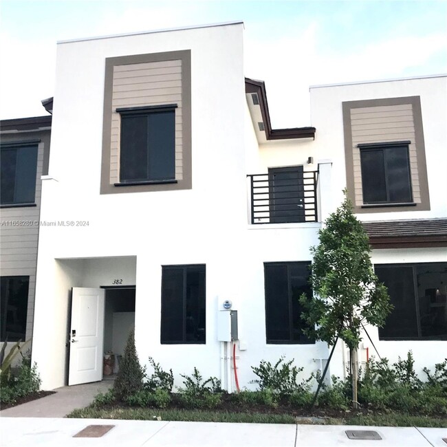 Photo - 382 NE 208th Ter Townhome