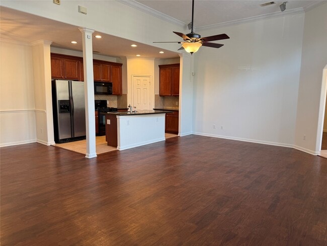 Photo - 3611 Cedar Flats Ln