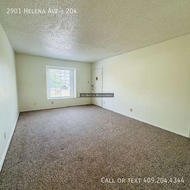 Photo - 2901 Helena Ave