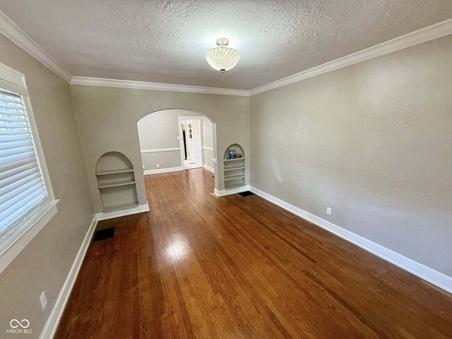 Photo - 1132 Shannon Ave