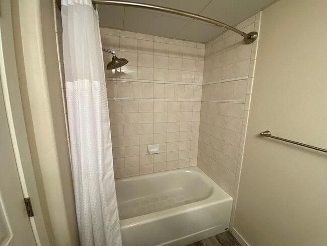 Photo - 300 Columbia Point Dr Unit D101