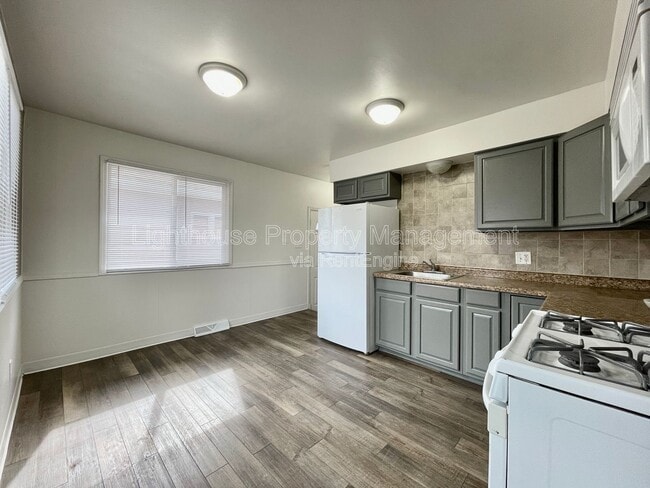 Photo - 4313 Dawes Ct SE