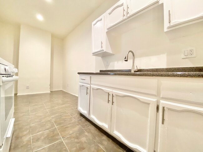Photo - 1516 S Wilton Pl Unit 416