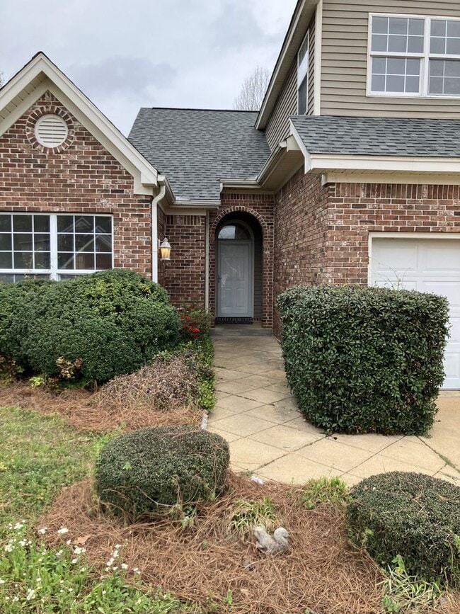 Photo - 114 W Shore Dr