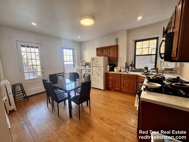 Photo - 1173 Commonwealth Ave Unit 3