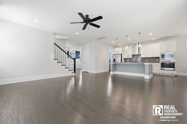 Photo - 236 Oak View Way