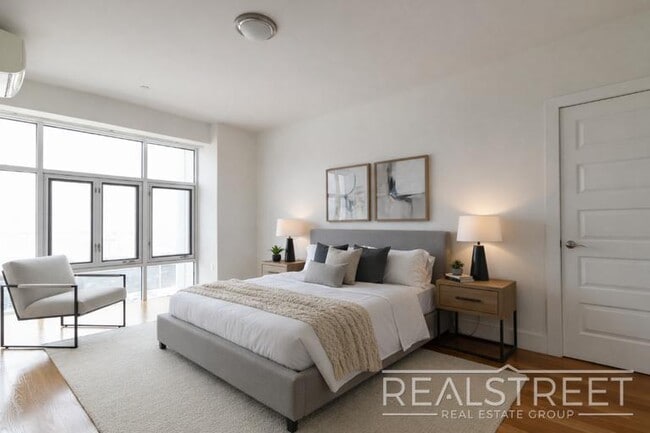 Photo - LUXURY 2.5 Bed  in Queens! Unidad 605