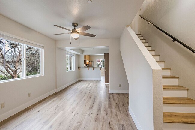 Photo - The Four Seasons