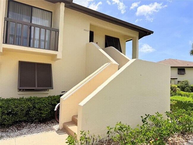 Photo - 4602 Longwater Chase Unit 76