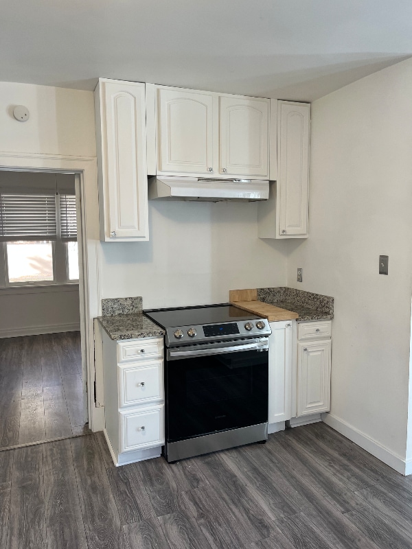 Photo - 2403 S St Paul St