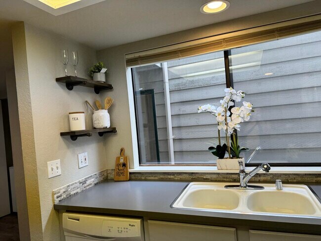 Photo - 8407 18th Ave W Unit 3-103