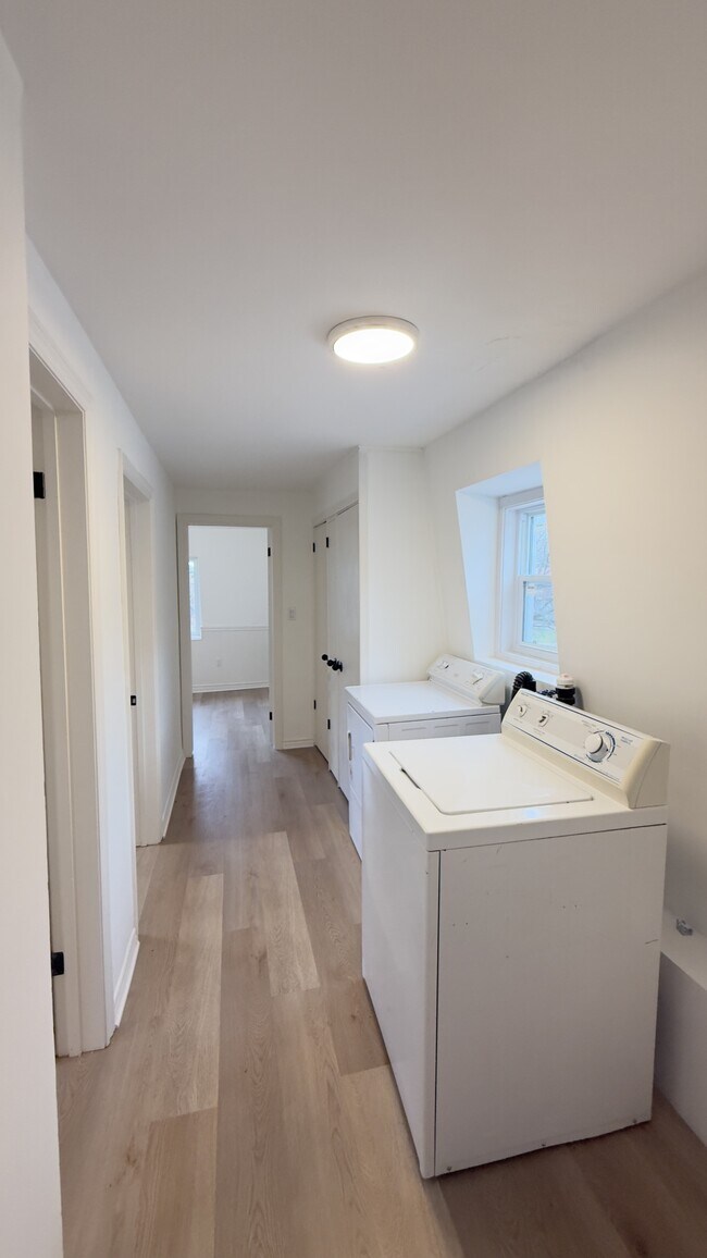 Photo - 137 Oakdale Ave Unité 3