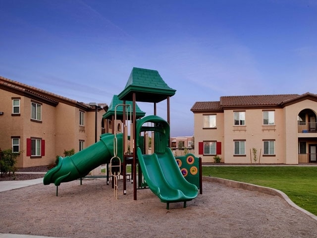 Topaz Pointe