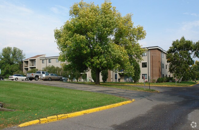 Plymouth Colony Apartments