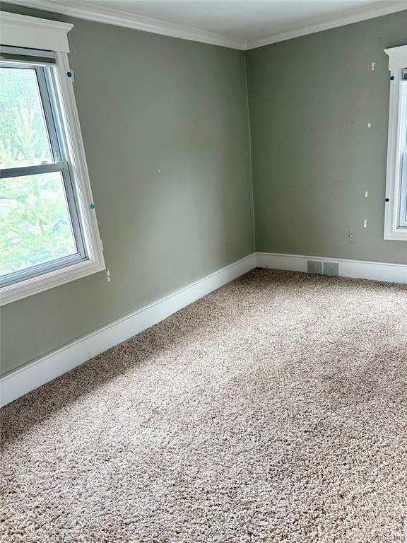 Photo - 671 Wordsworth St