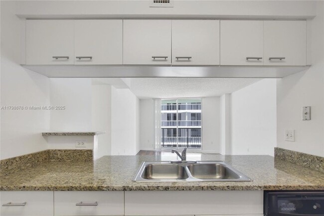 Photo - 1756 N Bayshore Dr