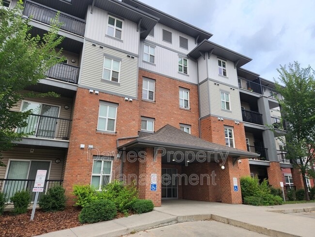 Building Photo - 667 Watt Blvd SW Unit 101