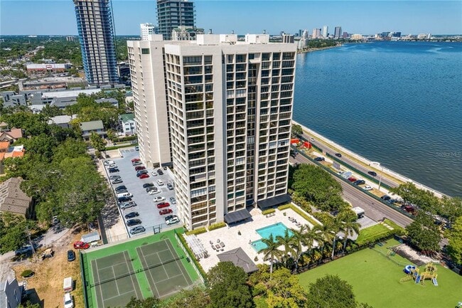 Building Photo - 3301 Bayshore Blvd Unit 2207B Rental