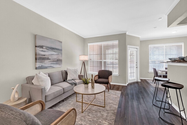 Photo - The Lodge At Westover Hills