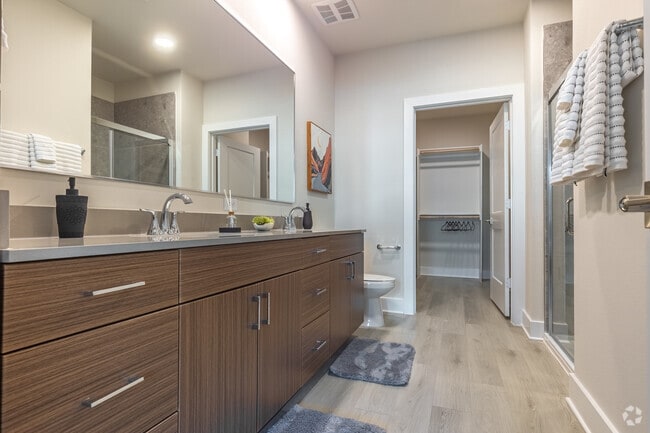 2BR, 2.5BA - 1,1130SF - Primary Bathroom