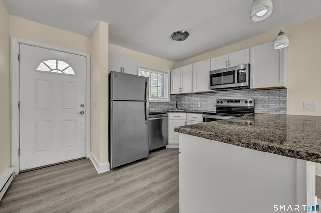 Photo - 113 Park Ave