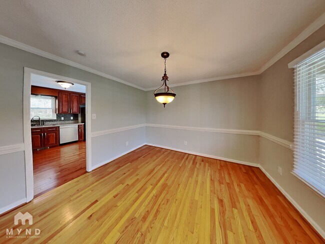 Photo - 613 Jordan Ridge Ln