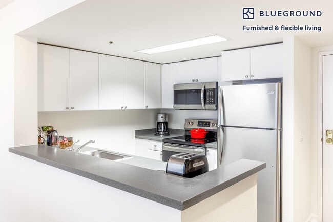 Photo - 2 Townsend St Unit SI FL5-ID393